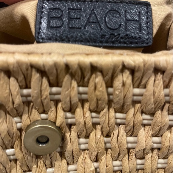 Matisse Beach Harbor Elegant Black and Tan Woven Crossbody Bag - Picture 6 of 8